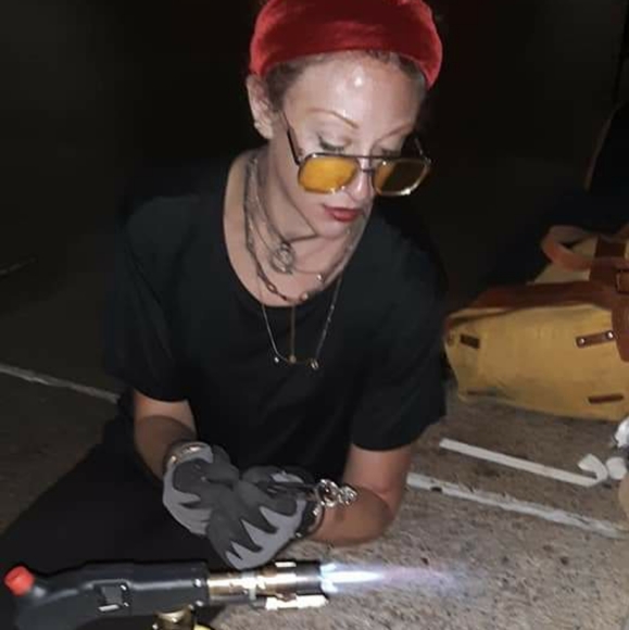 Meet your Posher, Kat - Picture 4 of 4